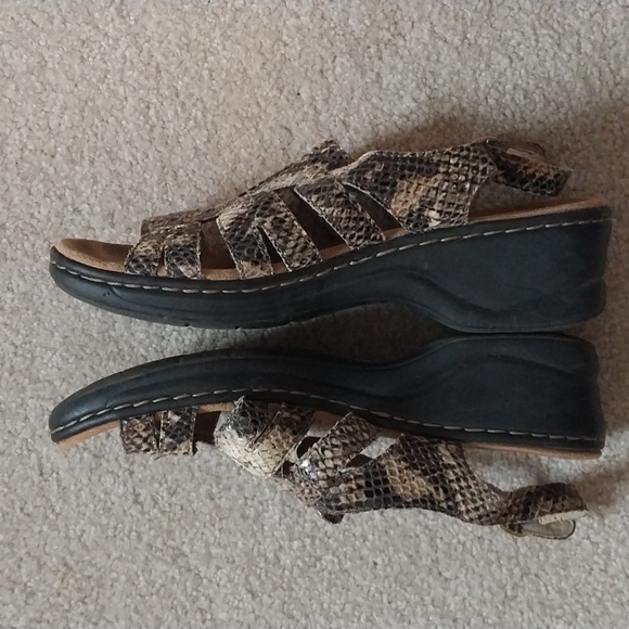 Snake print sandals - Picture 3 of 4